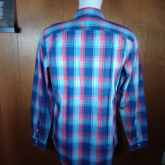 GAP BUTTON DOWN SHIRT - Picture 3 of 4